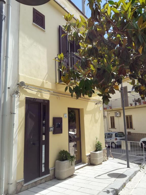Casa Eleonora Apartment Campofelice Di Roccella Exterior photo
